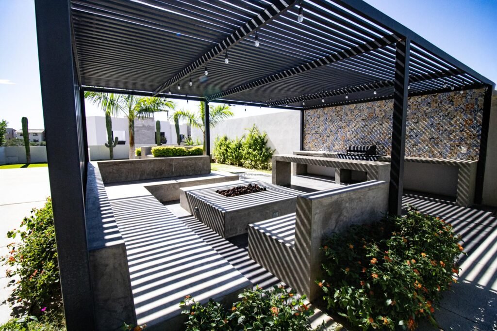 20251205004752954599000000-o