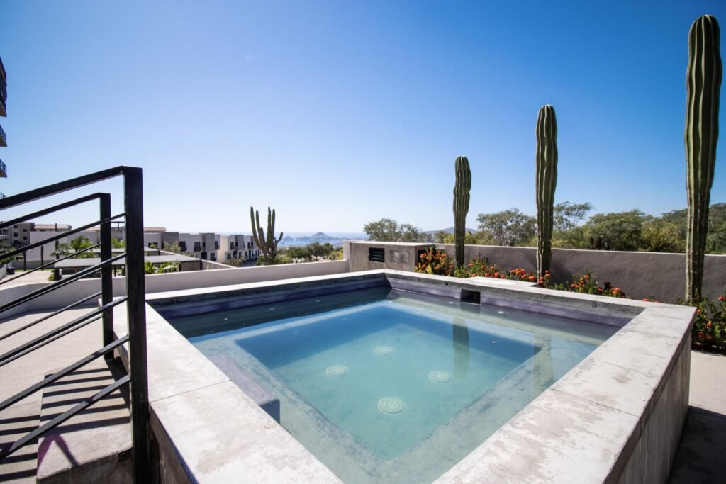 20251205004824426725000000-o