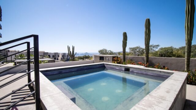 20251205004824426725000000-o