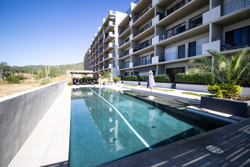 20251205004835392911000000-o