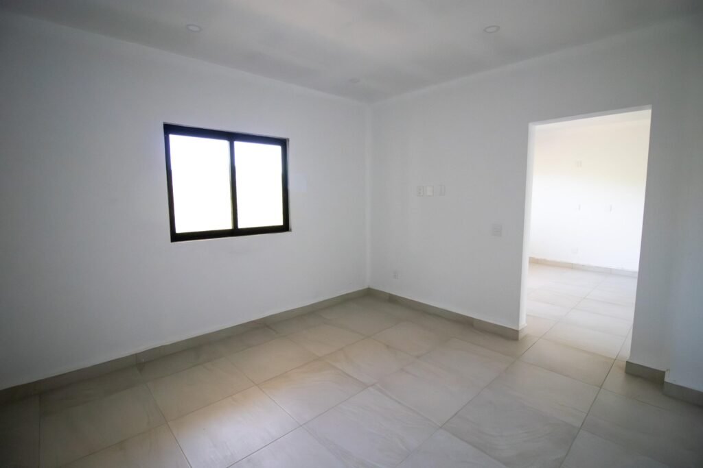 20251205004850886446000000-o