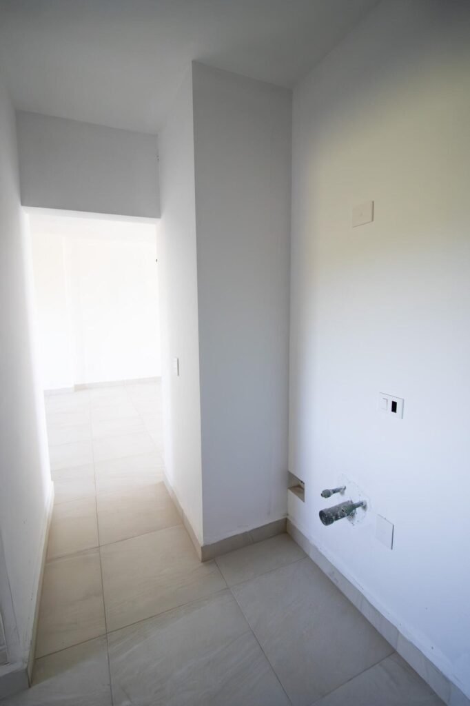 20251205004911932509000000-o