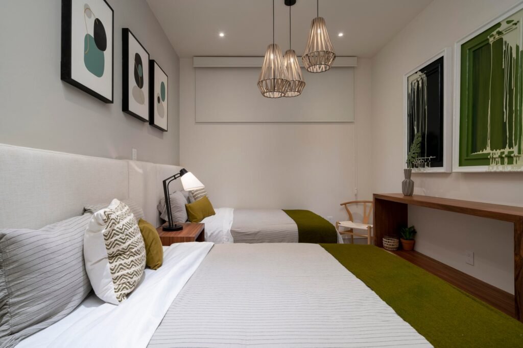 20251208142341006110000000-o