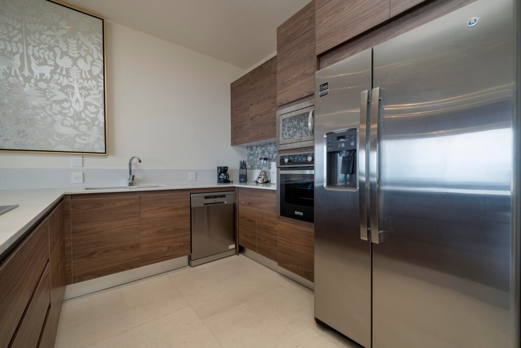 20251208142350620347000000-o