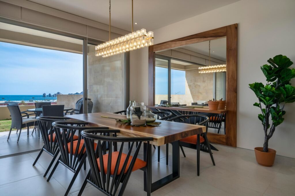 20251208142356777694000000-o