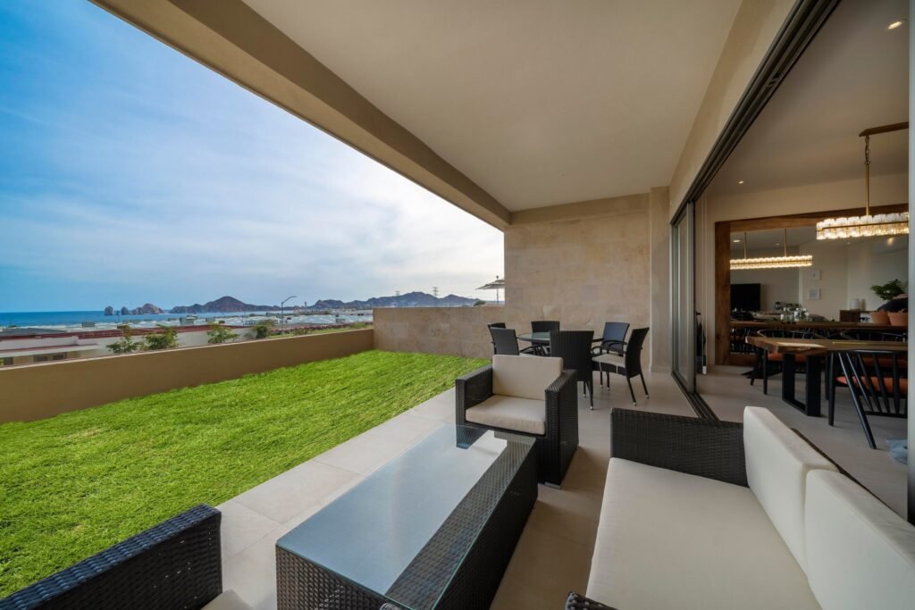 20251208142422609386000000-o