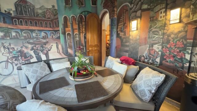 4D7F4605-2DAA-4003-A6C0-DA14347FBC0A