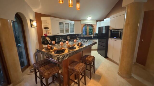 6B2C8A26-C987-4BEA-8B4C-392546D2B6F7