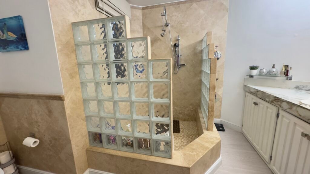 6DC0EBFB-A33B-4959-BCAC-8B6082418165