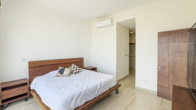 20250512180729647098000000-o