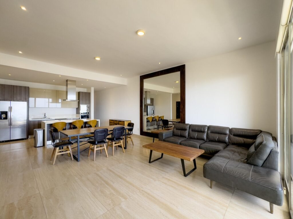 20250512180825636676000000-o