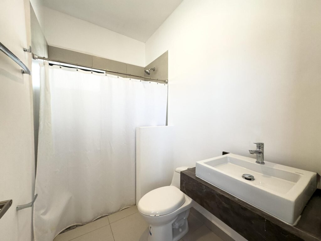 20250611192351306085000000-o