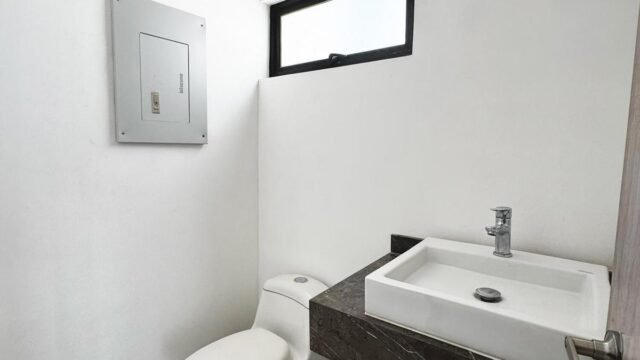 20250611192545128280000000-o