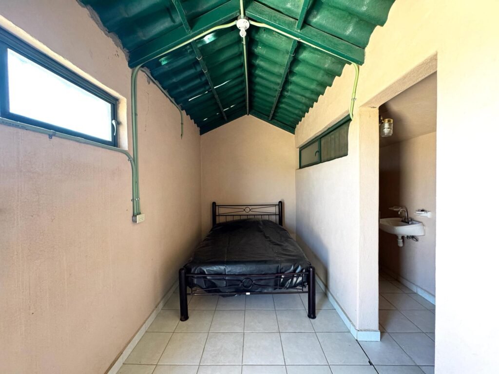 20250804164002492159000000-o