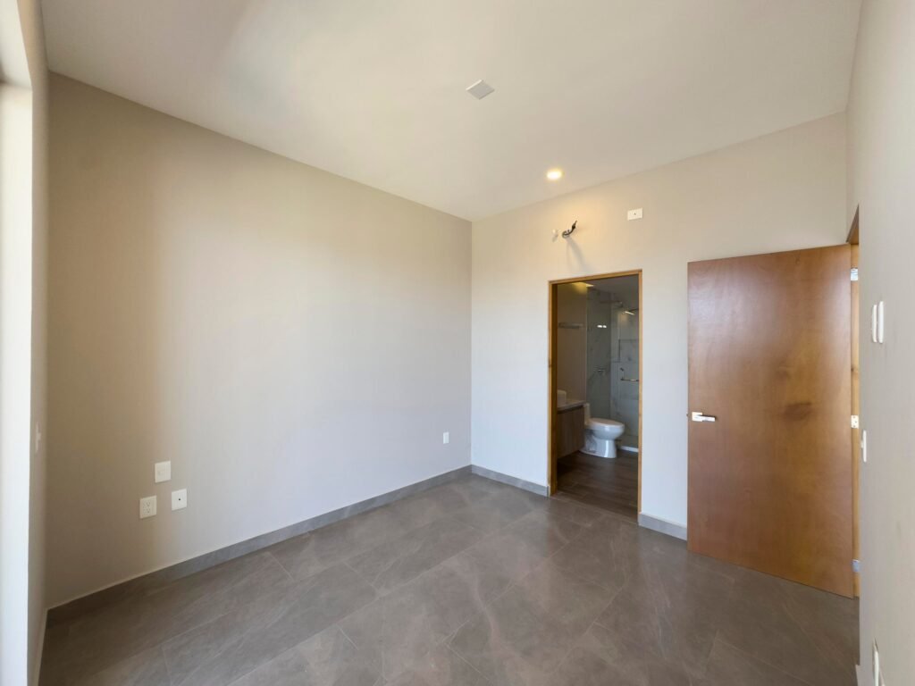 20250810221901340821000000-o