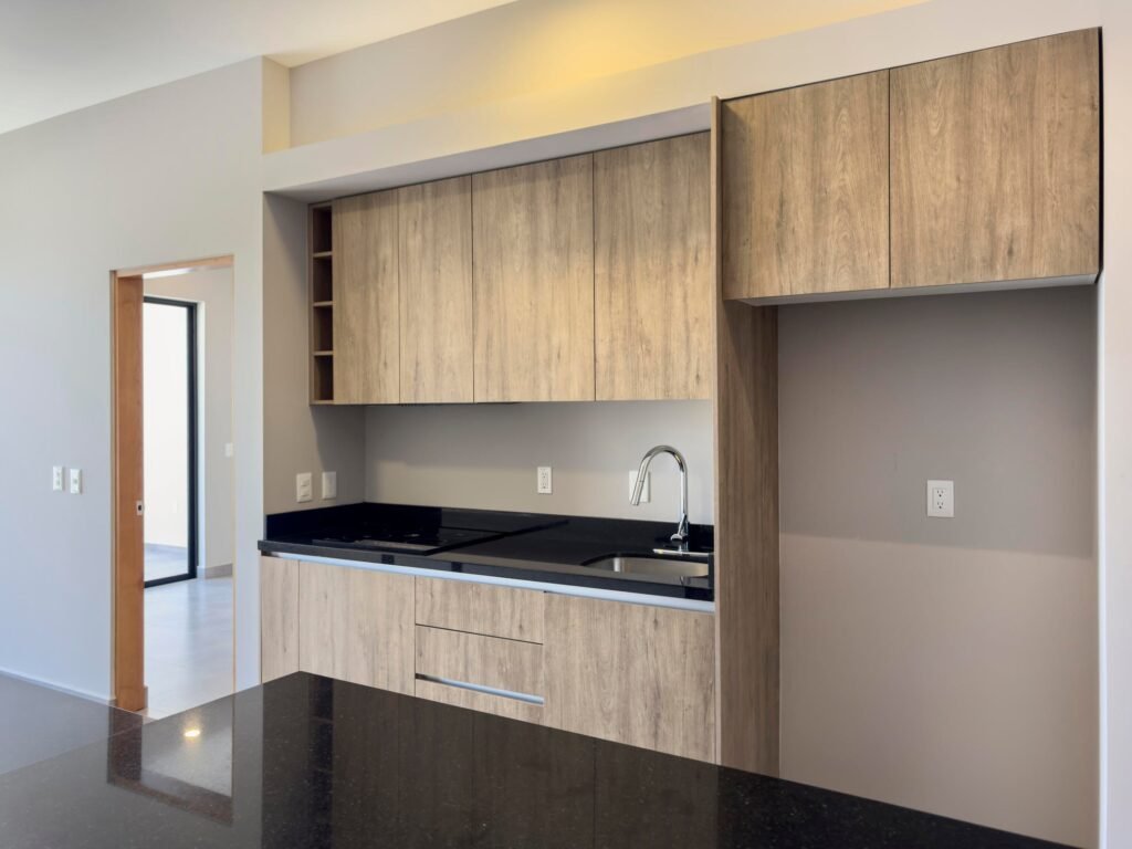 20250810221921950112000000-o