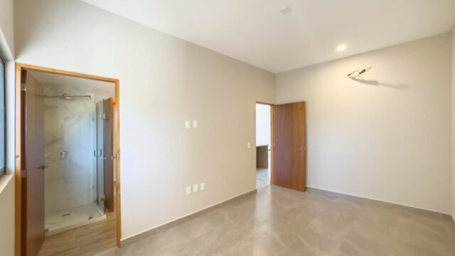 20250810222104728223000000-o