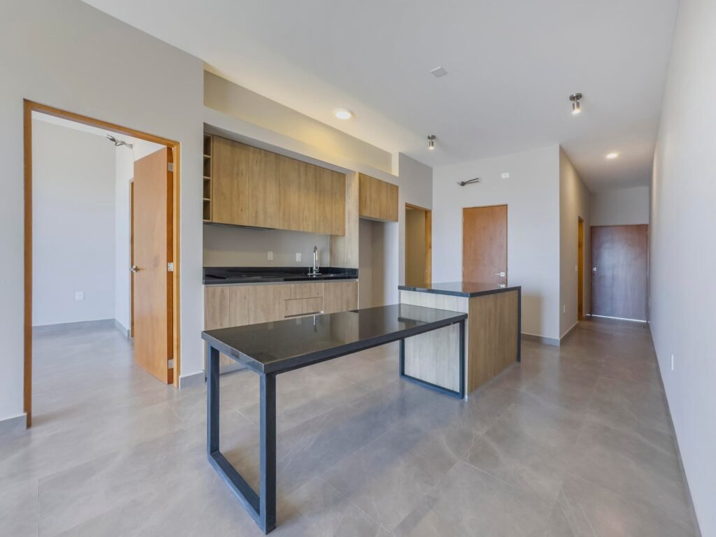 20250810222144537743000000-o