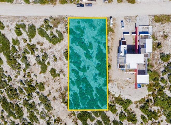 20251101222656744796000000-o