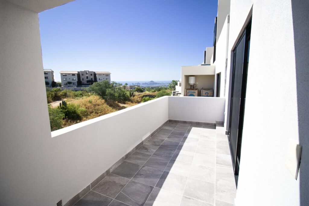 20251120233237155807000000-o