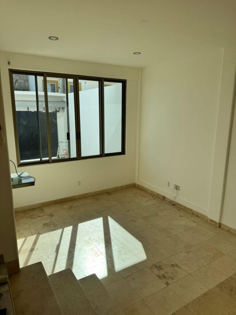 20251125183325907520000000-o