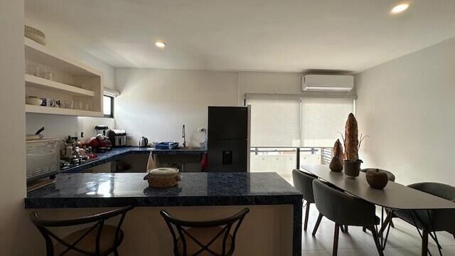 20251201194901822337000000-o