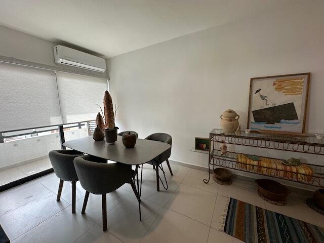 20251201194903025989000000-o