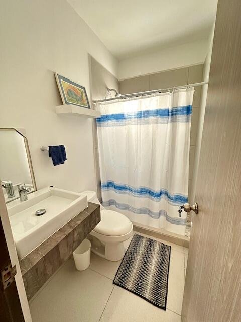 20251201194904036183000000-o