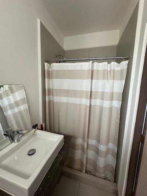 20251201195014345704000000-o