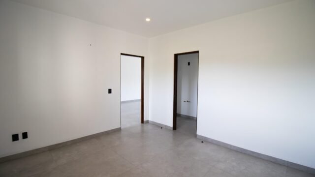 20251202153645665939000000-o