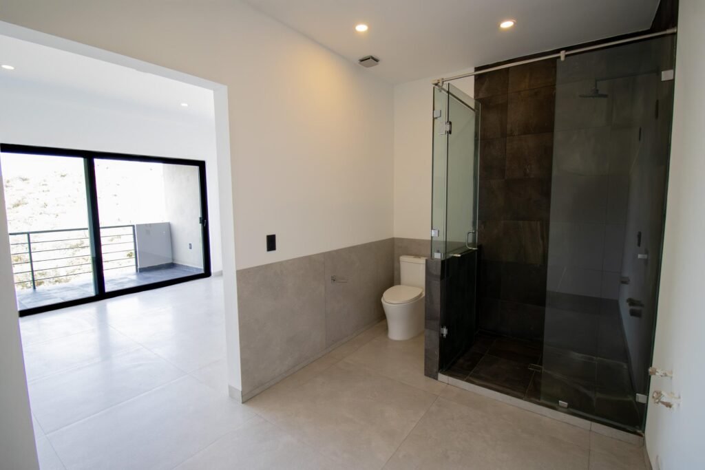 20251202153722880050000000-o