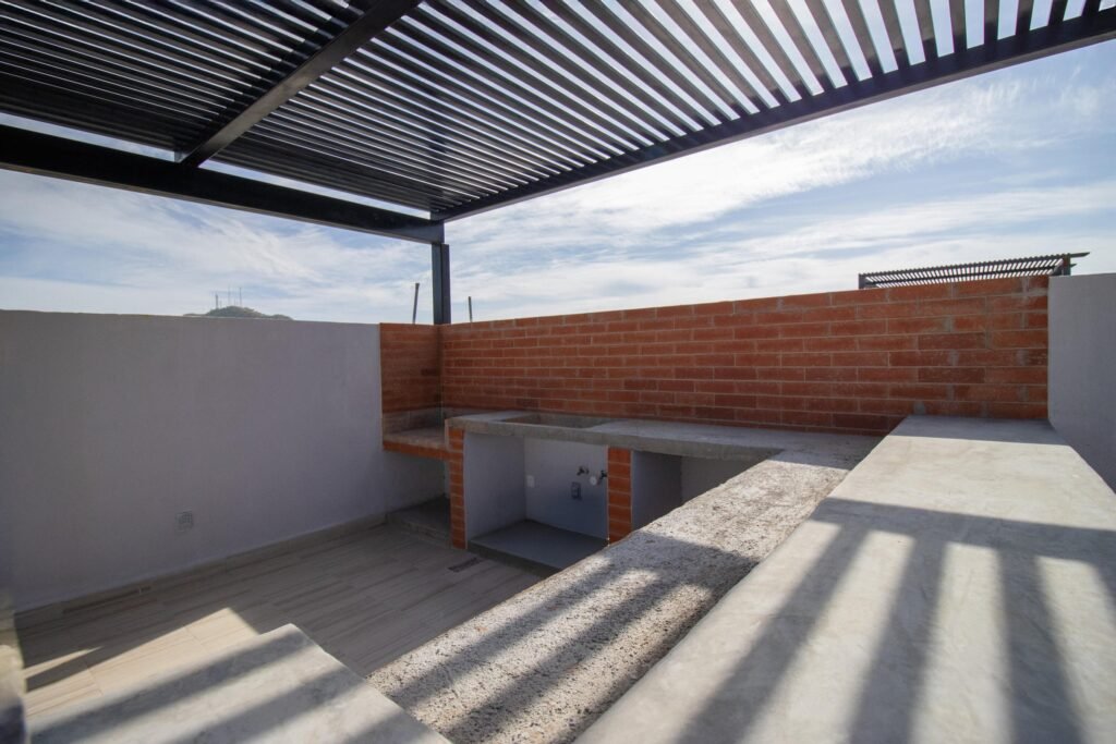 20251202153801652882000000-o