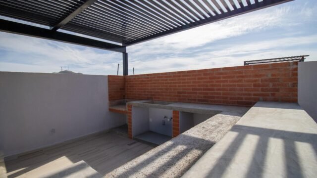 20251202153801652882000000-o