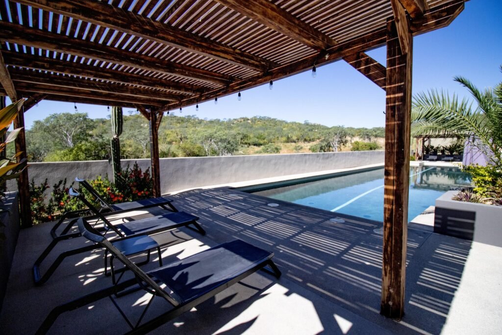 20251202153900067938000000-o